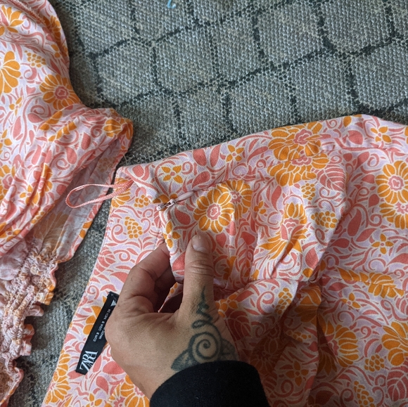 SOLD Zara 2021 Co Ord set - Picture 3 of 5